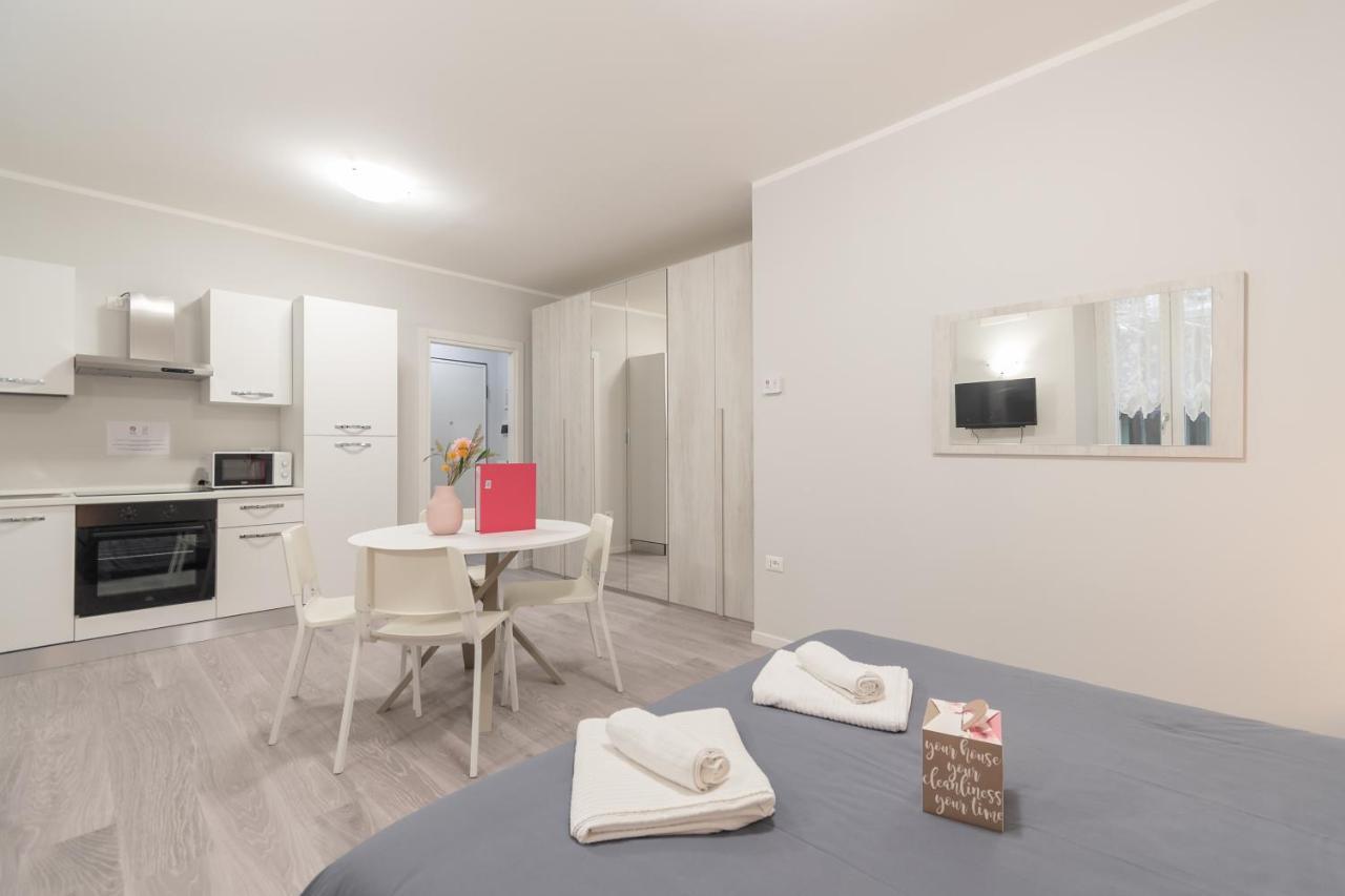 Palazzetto Vittoria - F&L Apartment Brescia Luaran gambar