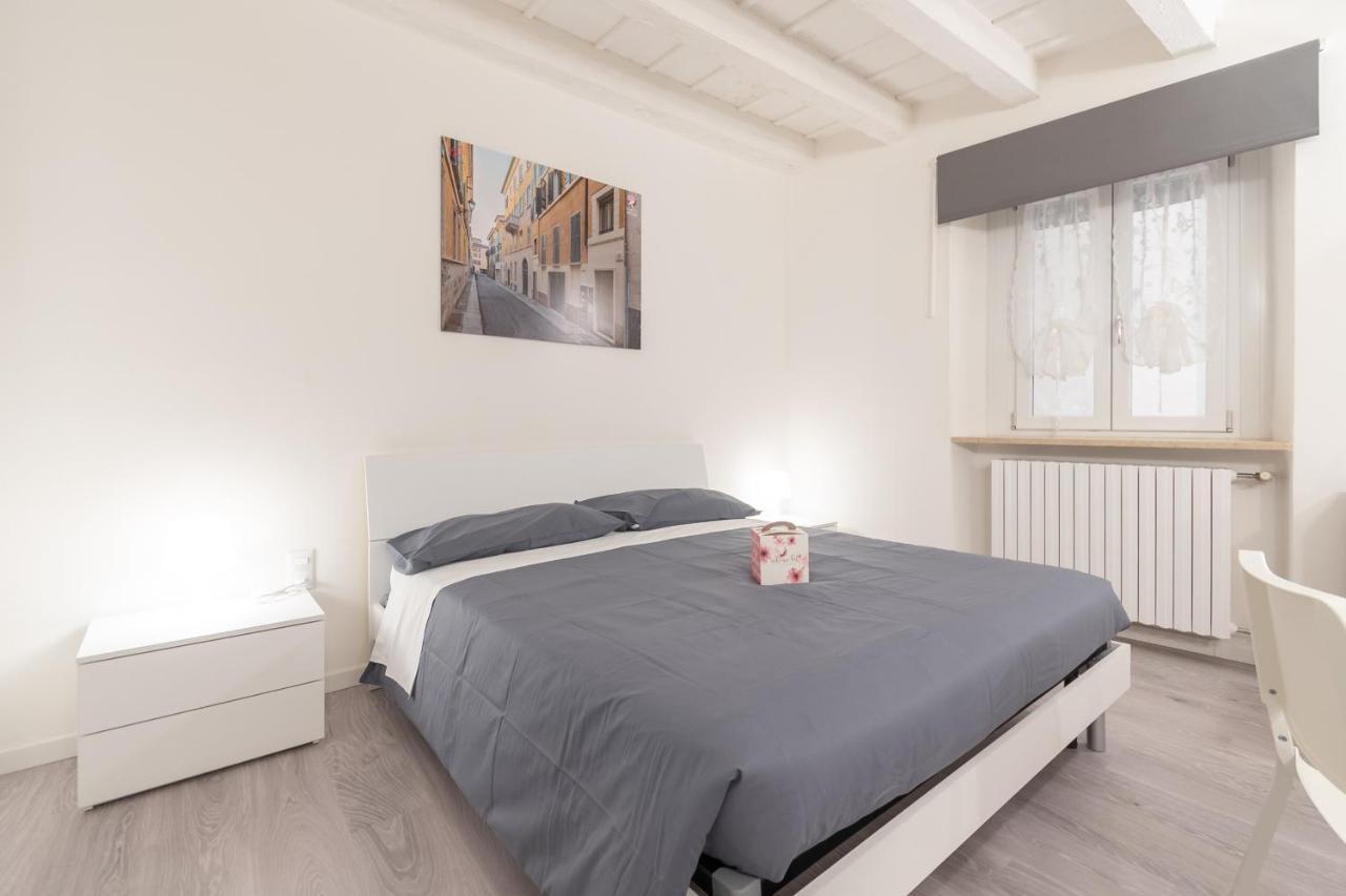 Palazzetto Vittoria - F&L Apartment Brescia Luaran gambar